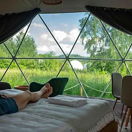 Szálloda Glamping Biala Czapla Nad Jeziorem Czorsztynskim Czorsztyn