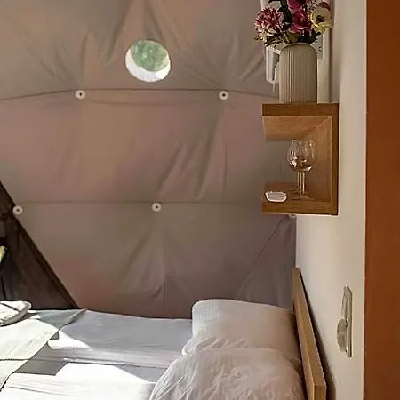 Glamping Biala Czapla Nad Jeziorem Czorsztynskim Szálloda